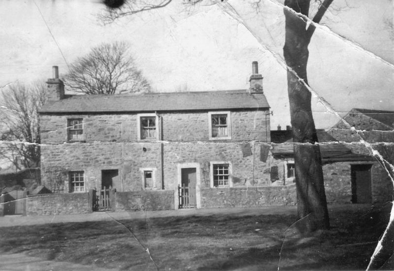 Back Green Cottages 1.jpg - Back Green Cottages before alterations in 1956-7 ( Evan's Cottage )